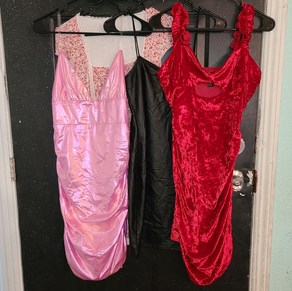 Cute women's dress lot (4 dresses) size L